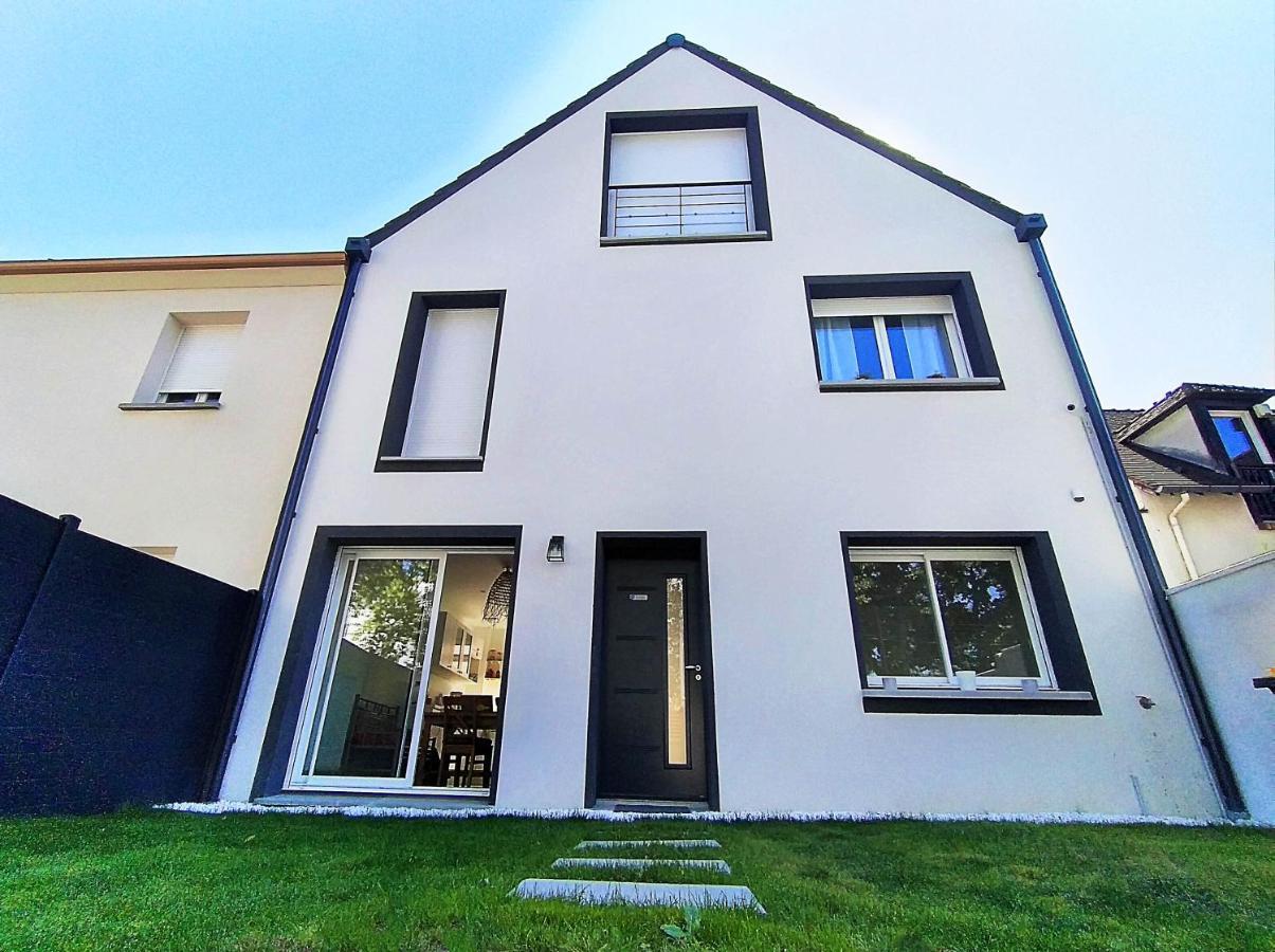 Dream of Mediterranean house, Jacuzzi, BBQ, Délices ensoleillés Sartrouville Exterior foto