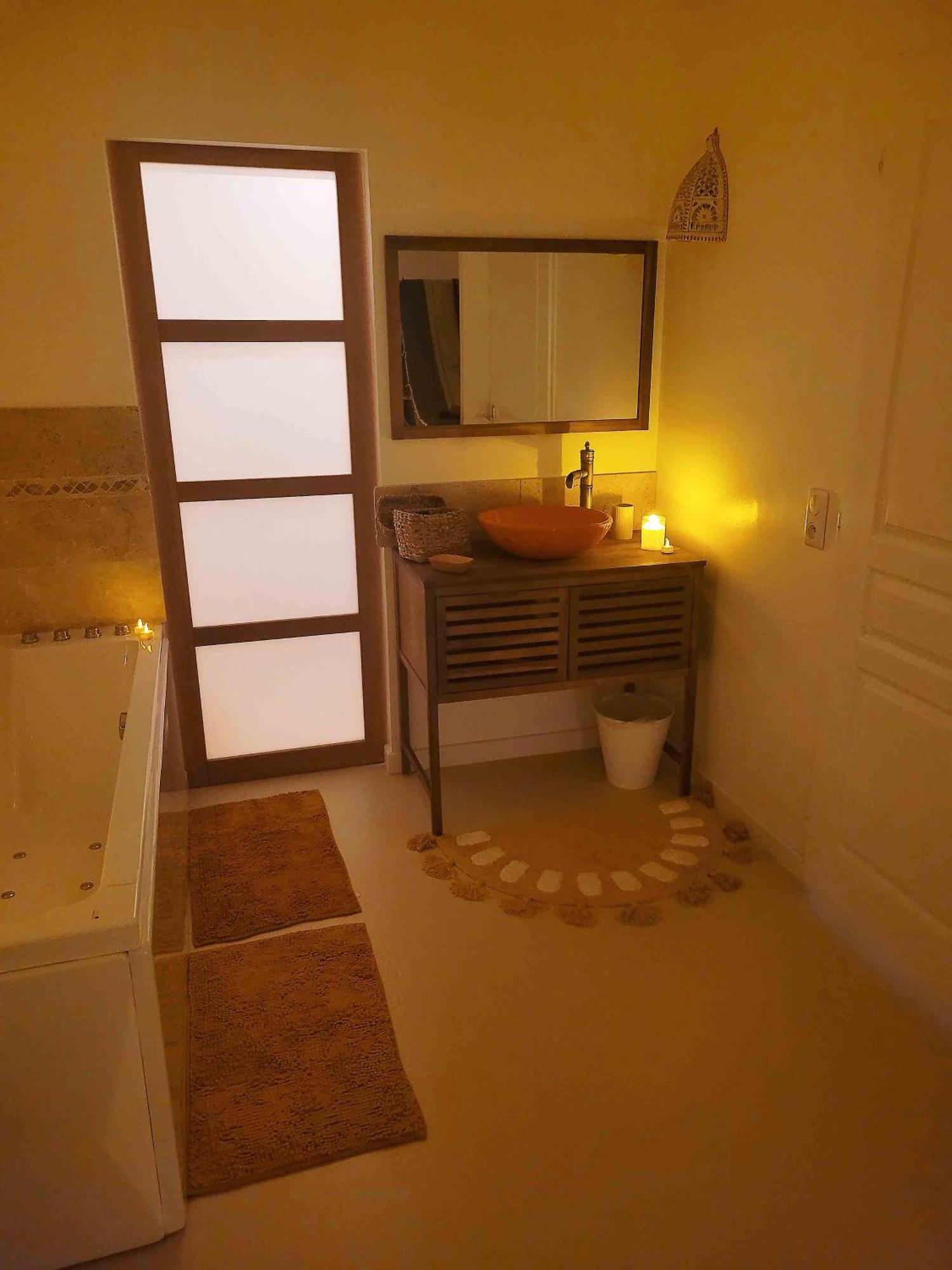 Dream of Mediterranean house, Jacuzzi, BBQ, Délices ensoleillés Sartrouville Exterior foto